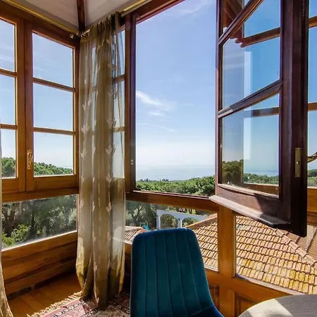 Mas Llavaneres Villa *
